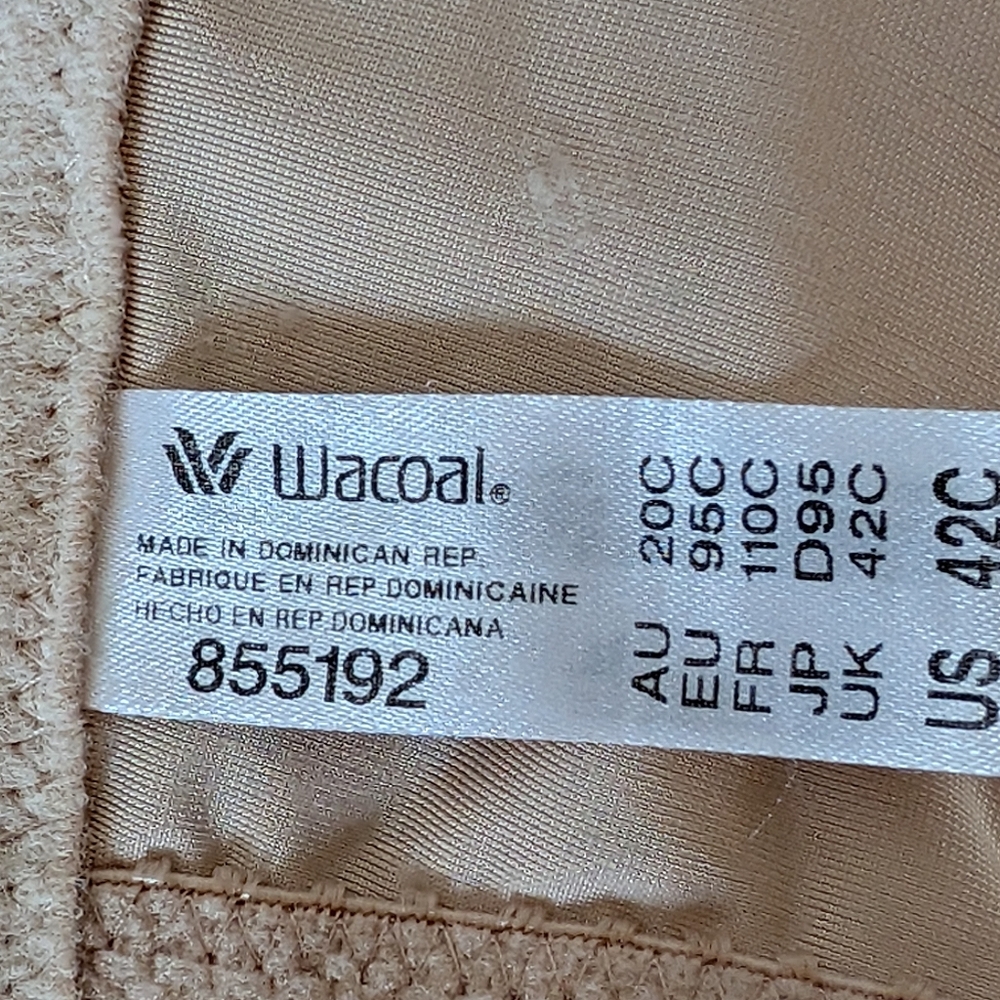 Wacoal Beige Basic Beauty Full Coverage Underwire… - image 7